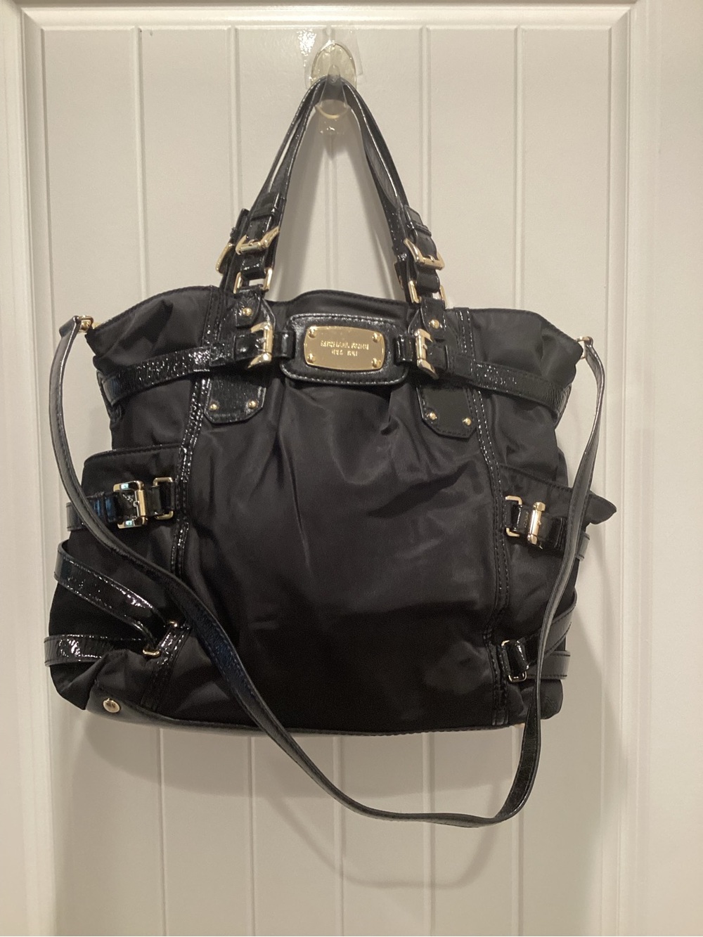 MICHAEL KORS | Gansevoort Tote with Gold-Tone Hardware